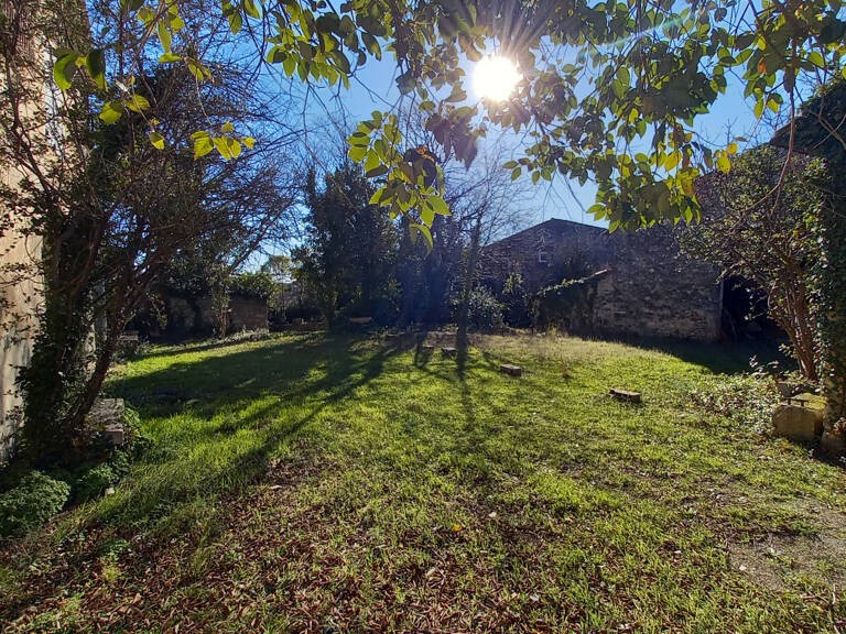 SAINT MATHIEU DE TREVIERS - MAISONS ET REMISE SUR 1722 m2 — photo 1