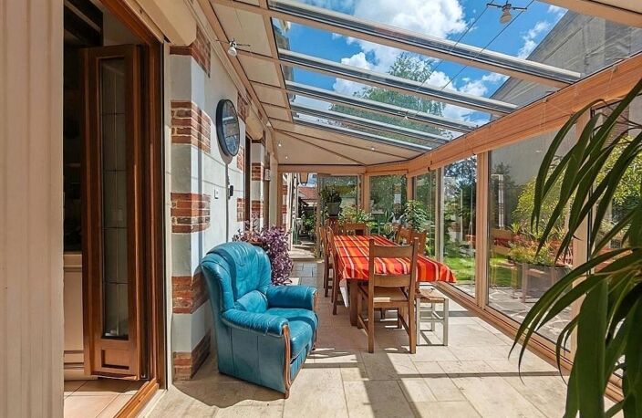 Grande propriété avec excellent matériaux et garage — photo 3