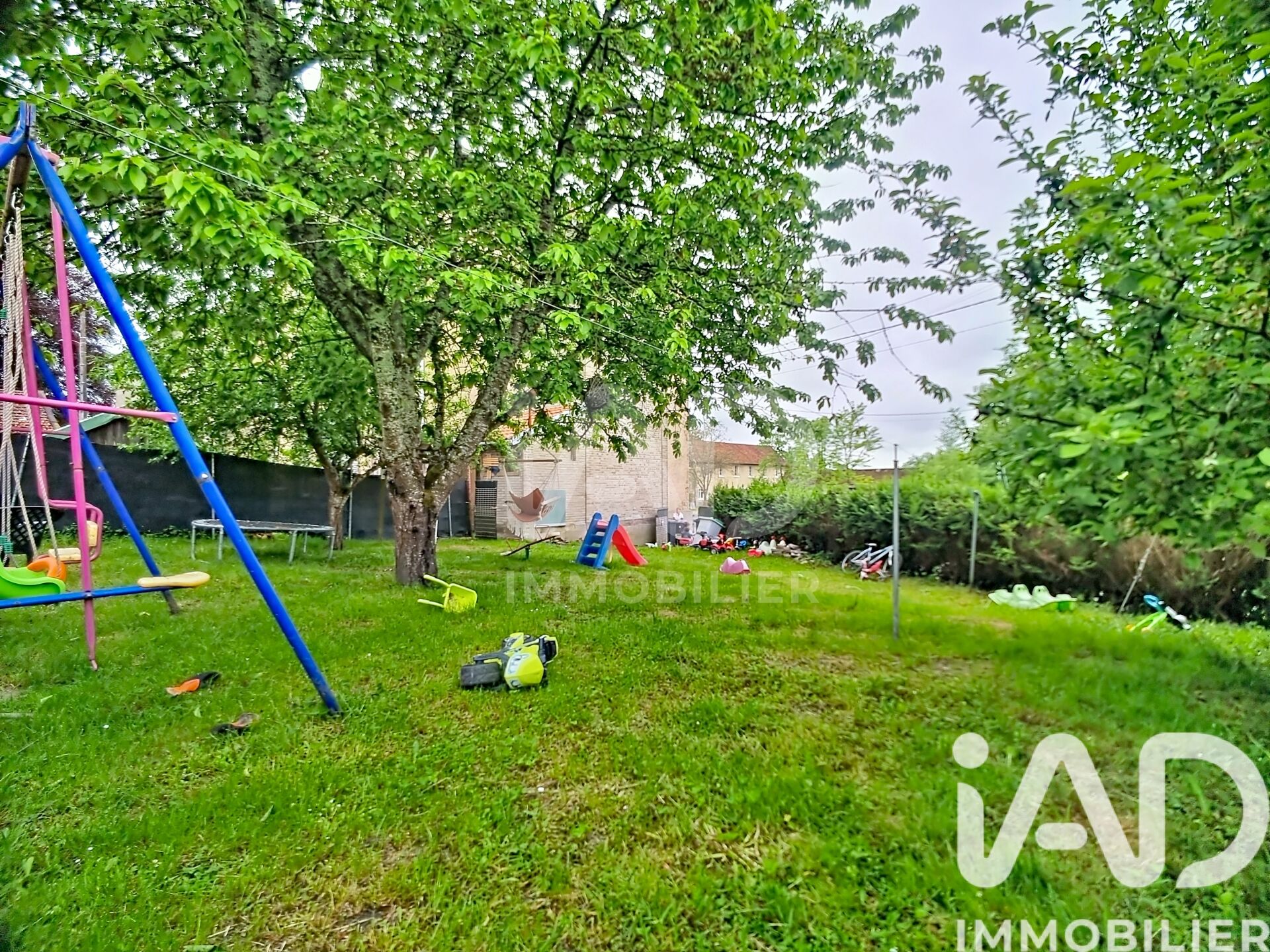 Vente Immeuble 319 m² - Photo 3