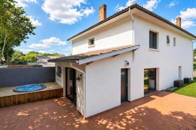 Appartement 4 pièces 240000 €