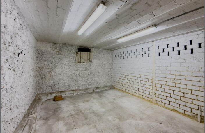 Cave 17 m²  Quartier Victor Hugo / Étoile - Paris 16 — photo 2