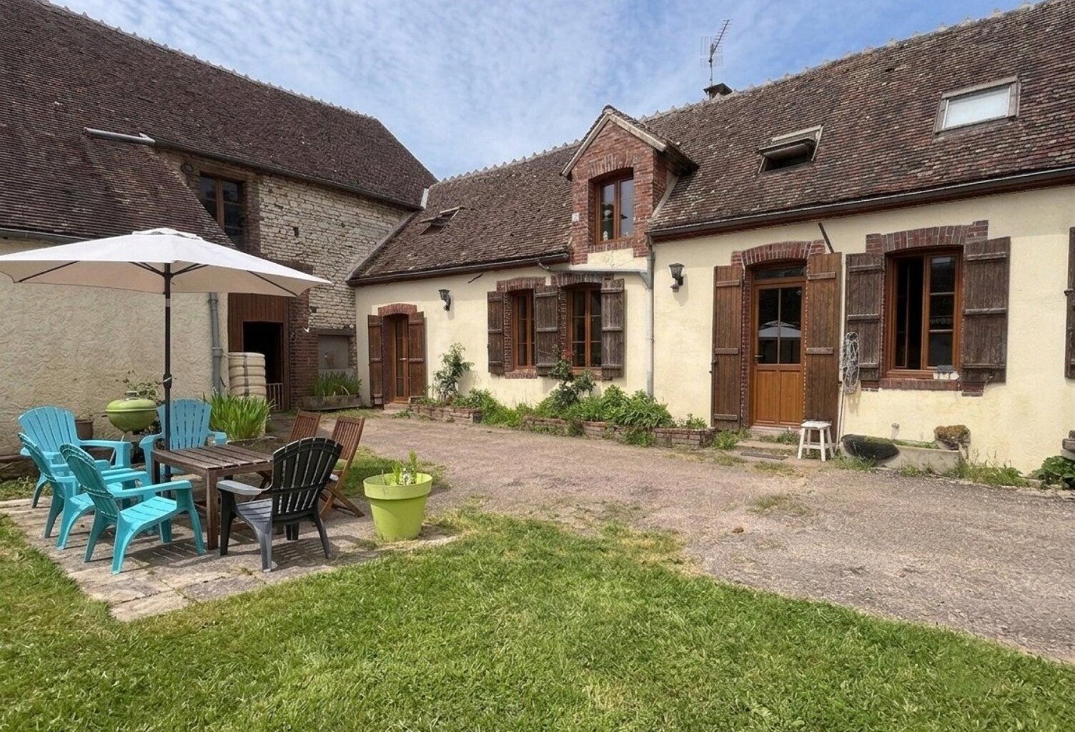 Maison 3 chambres au cœur d'Aillant — photo 1
