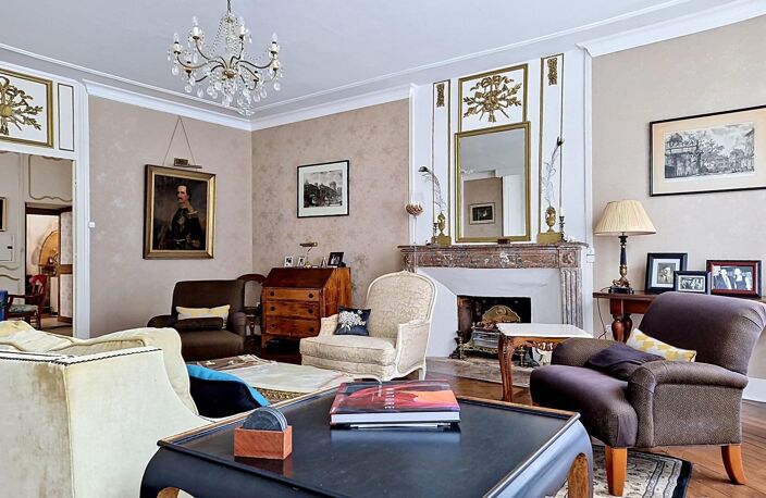 MAISON DE MAITRE IDEALE POUR UNE GRANDE FAMILLE — photo 2