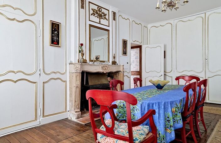 MAISON DE MAITRE IDEALE POUR UNE GRANDE FAMILLE — photo 3