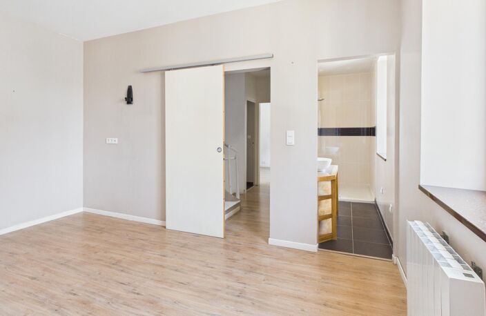 Morlaix  Maison de ville rénovée, 3 chambres, proche de toutes commodités — photo 4