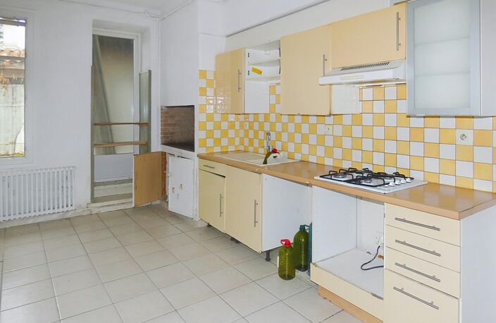 Maisons de village avec toit terrasse et appartement attenant plain pied indépendant actuellement loué — photo 4