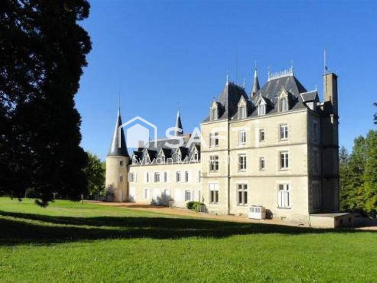 Château rénové du XV et XIXe siècle — photo 1