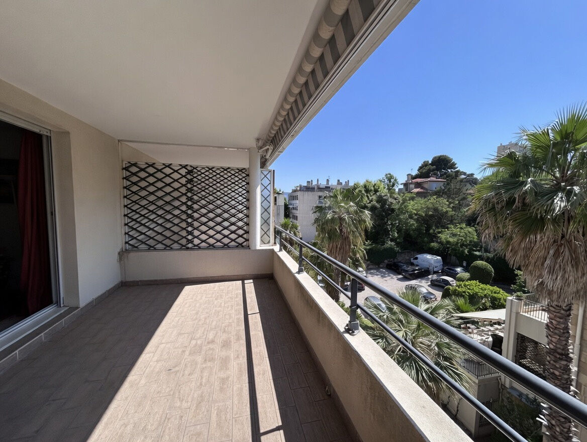 Appartement  T4 à vendre Marseille 8eme 13008