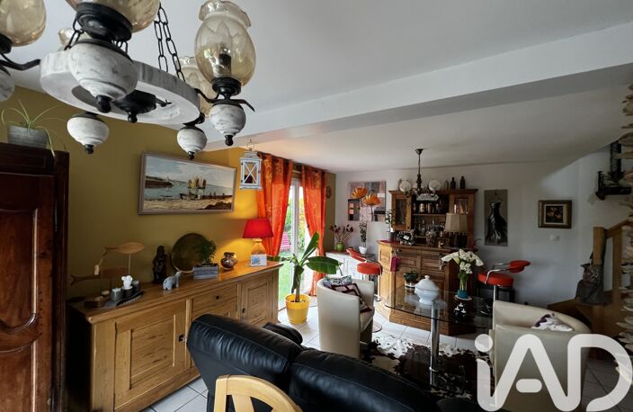 Vente Maison/villa 5 pièces — photo 2