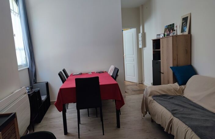 Maison de ville de 6 pièces principales — photo 2