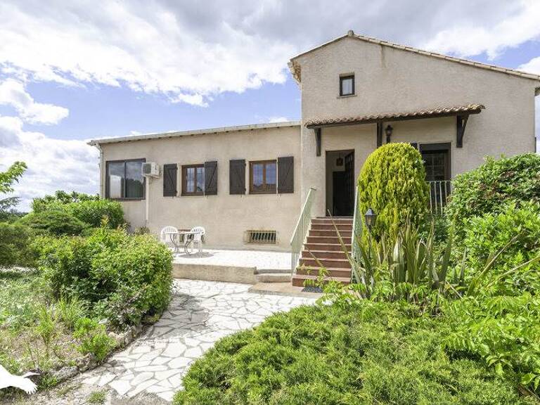 Villa de 7 pièces principales — photo 1