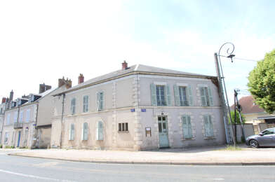 Immeuble  113600 €