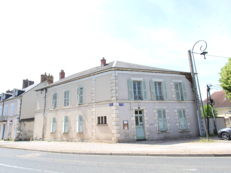 La Charité sur Loire, emplacement intéressant — photo 1