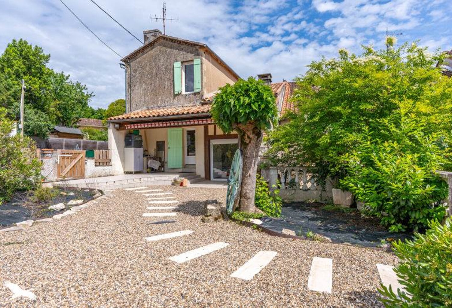 Maison de bourg de 5 pièces principales — photo 1