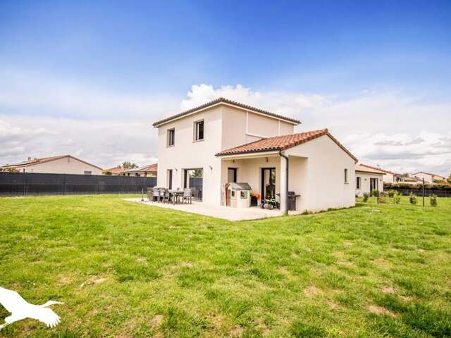 Villa de 5 pièces principales — photo du bien