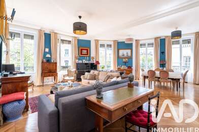 Appartement 5 pièces 745000 €