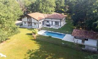 Maison 5 Pièces 218 m² à vendre à Ygos-Saint-Saturnin (40110)