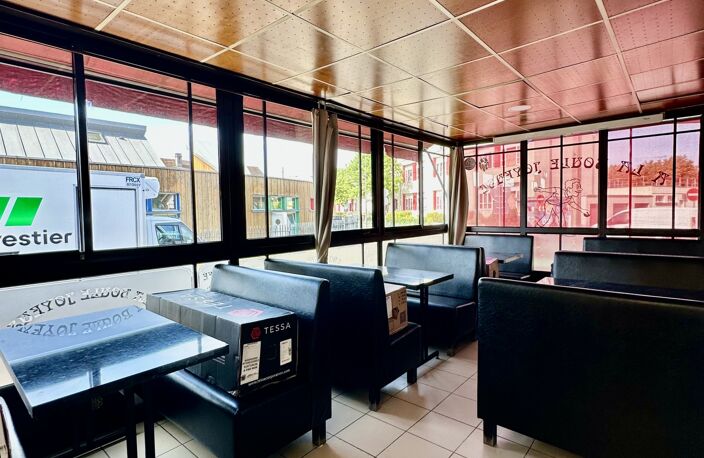 Vente Boutique/Local commercial 70 m&sup2; — photo 4