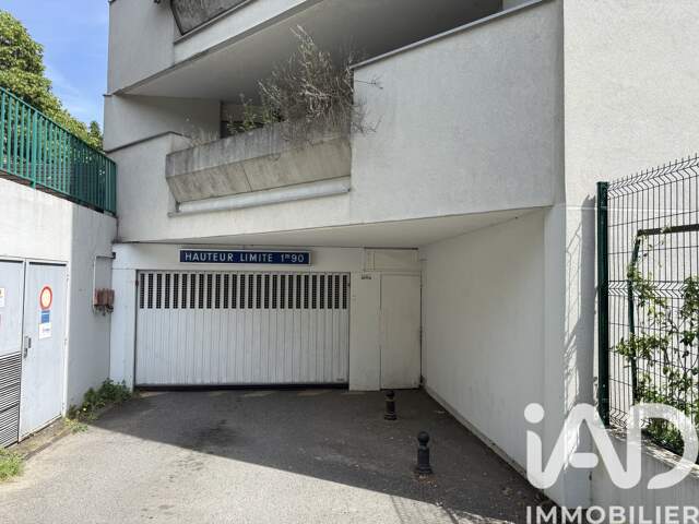 Vente Garage 15 m&sup2; — photo du bien