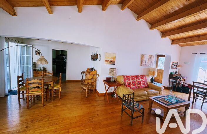 Vente Maison/villa 6 pièces — photo 2