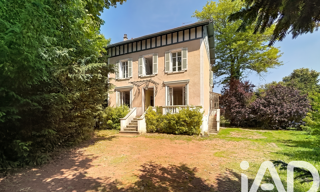 Maison 9 Pièces 205 m² à vendre à Tassin-la-Demi-Lune (69160)