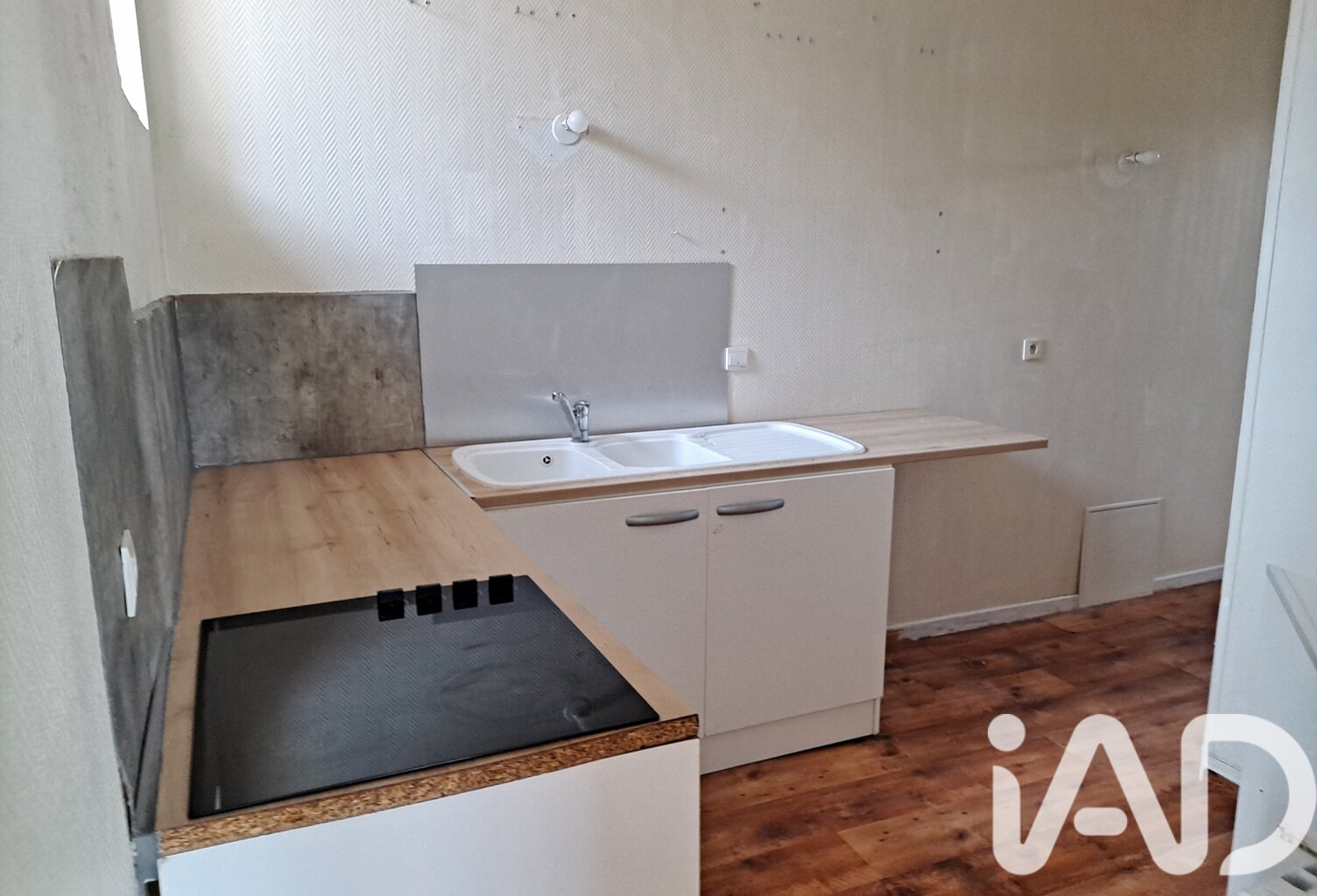 Vente Immeuble 321 m&sup2; — photo 1