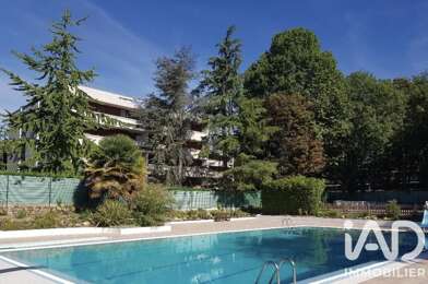 Appartement 5 pièces 216850 €