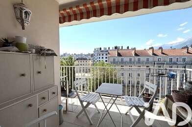 Appartement 4 pièces 330000 €
