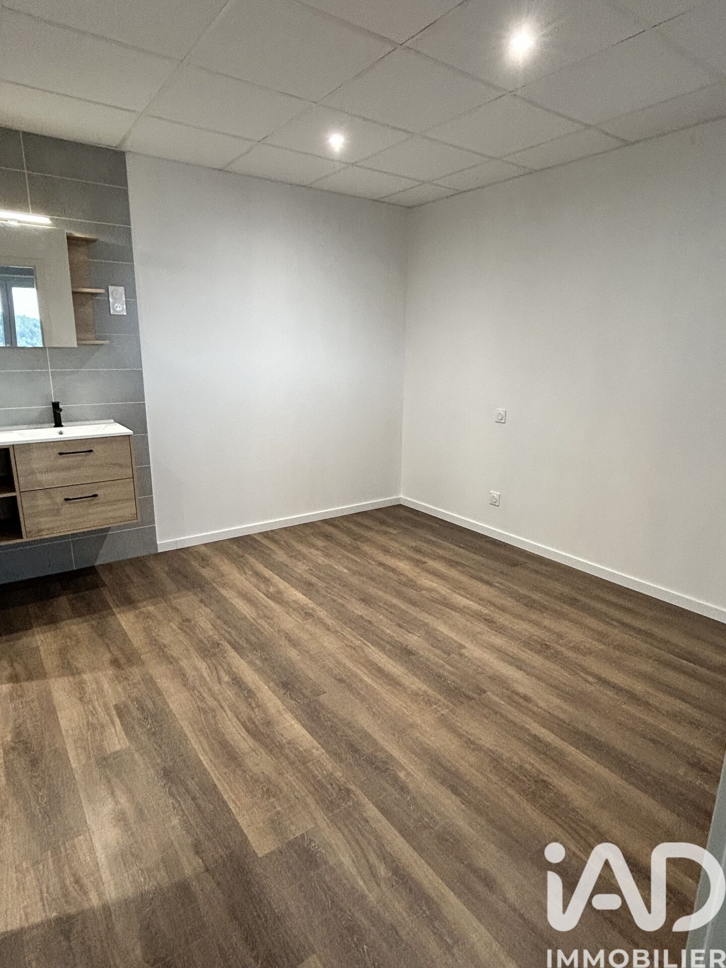 Location Appartement 2 pièces - Photo 4