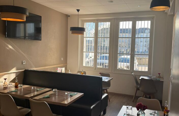 Vente Local commercial 45 m&sup2; — photo 3