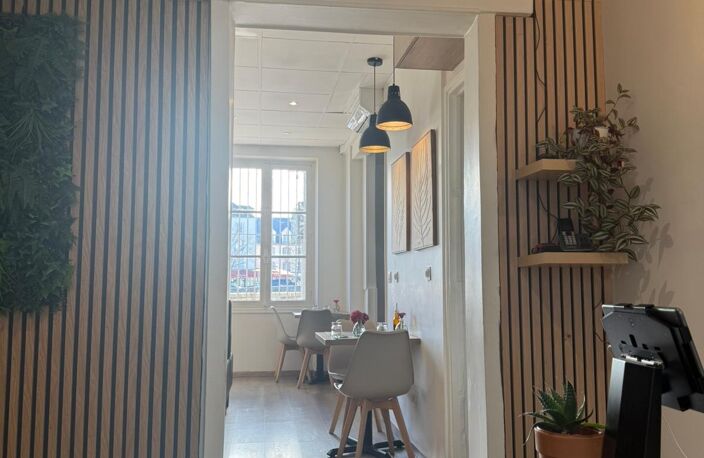 Vente Local commercial 45 m&sup2; — photo 4