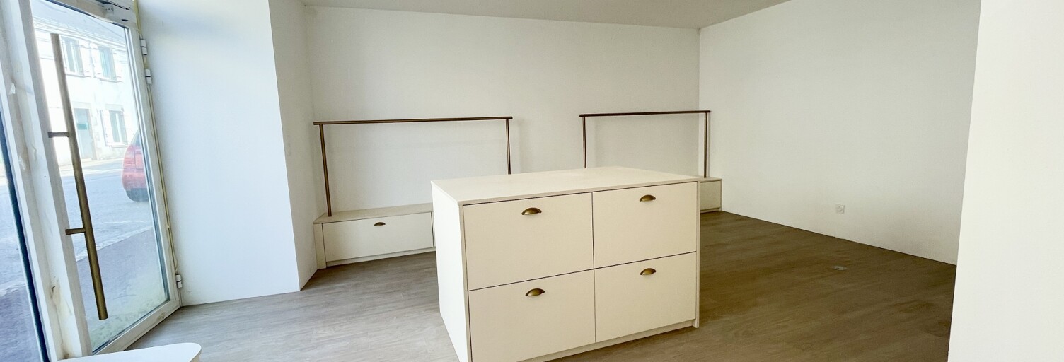 Commerce  46 m² à vendre à Le Temple-de-Bretagne (44360)