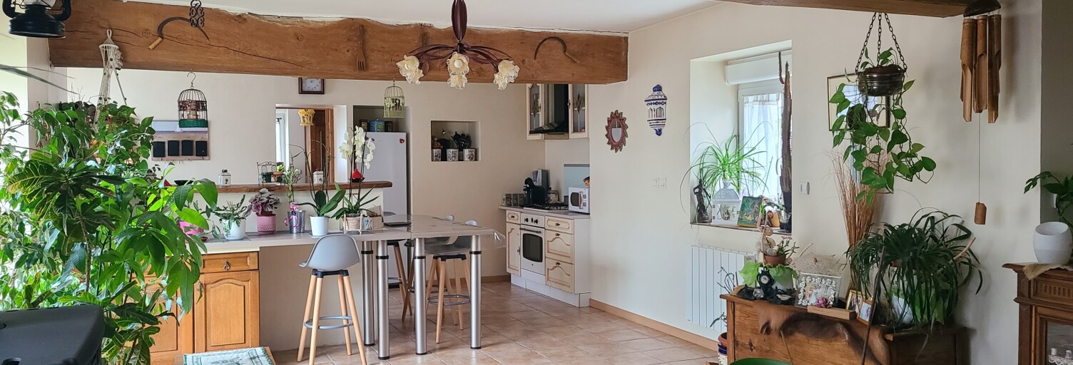 Maison 5 Pièces 117 m² à vendre à Vernoil-le-Fourrier (49390)