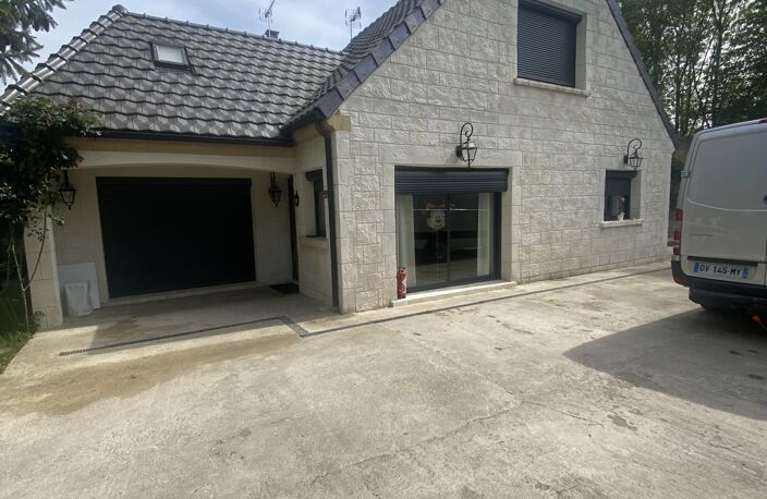 Vente Maison/villa 5 pièces — photo 2