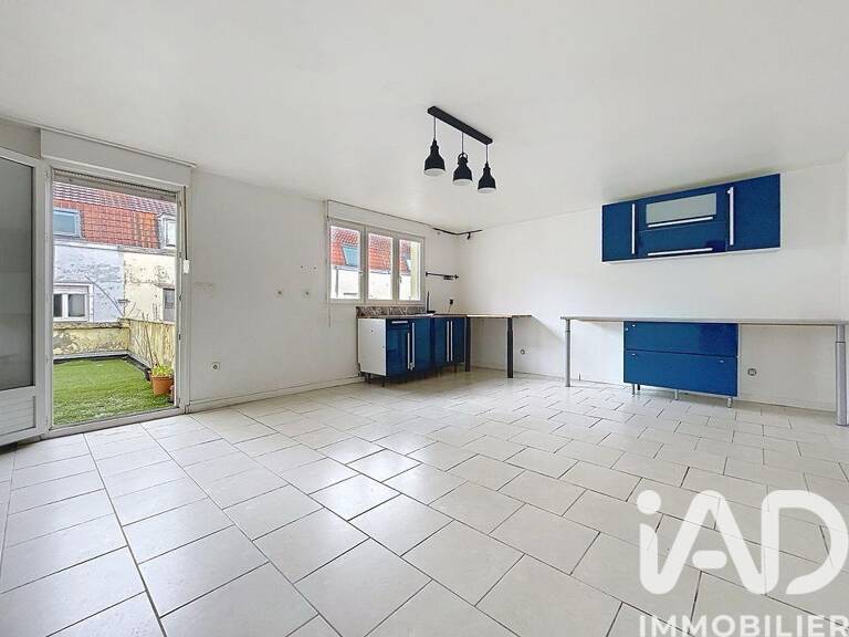 Vente Immeuble 200 m&sup2; — photo 1