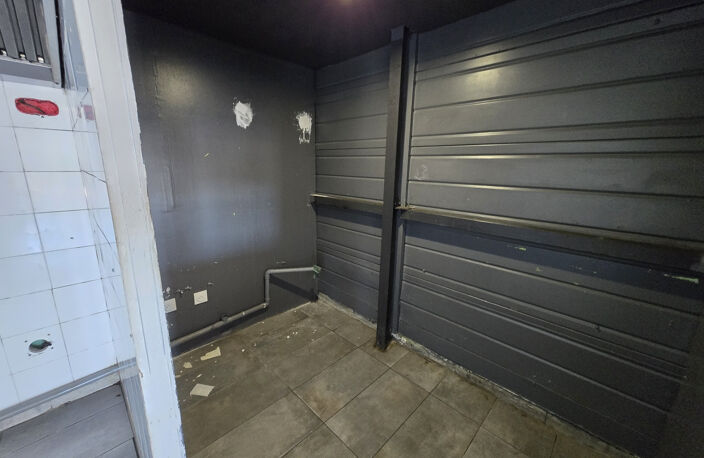 EAUNES-LOCAL COMMERCIAL 88 M2. ZONE COMMERCIALE SUPER U! — photo 4