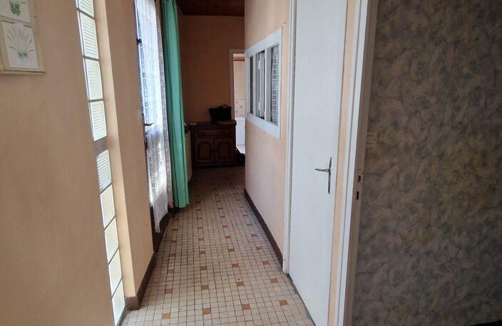 Vente Maison/villa 7 pièces — photo 3