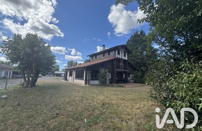 Vente Demeure 8 pièces — photo 2