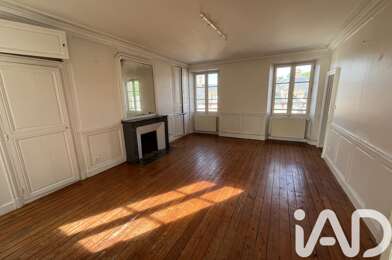 Appartement 3 pièces 1381 €