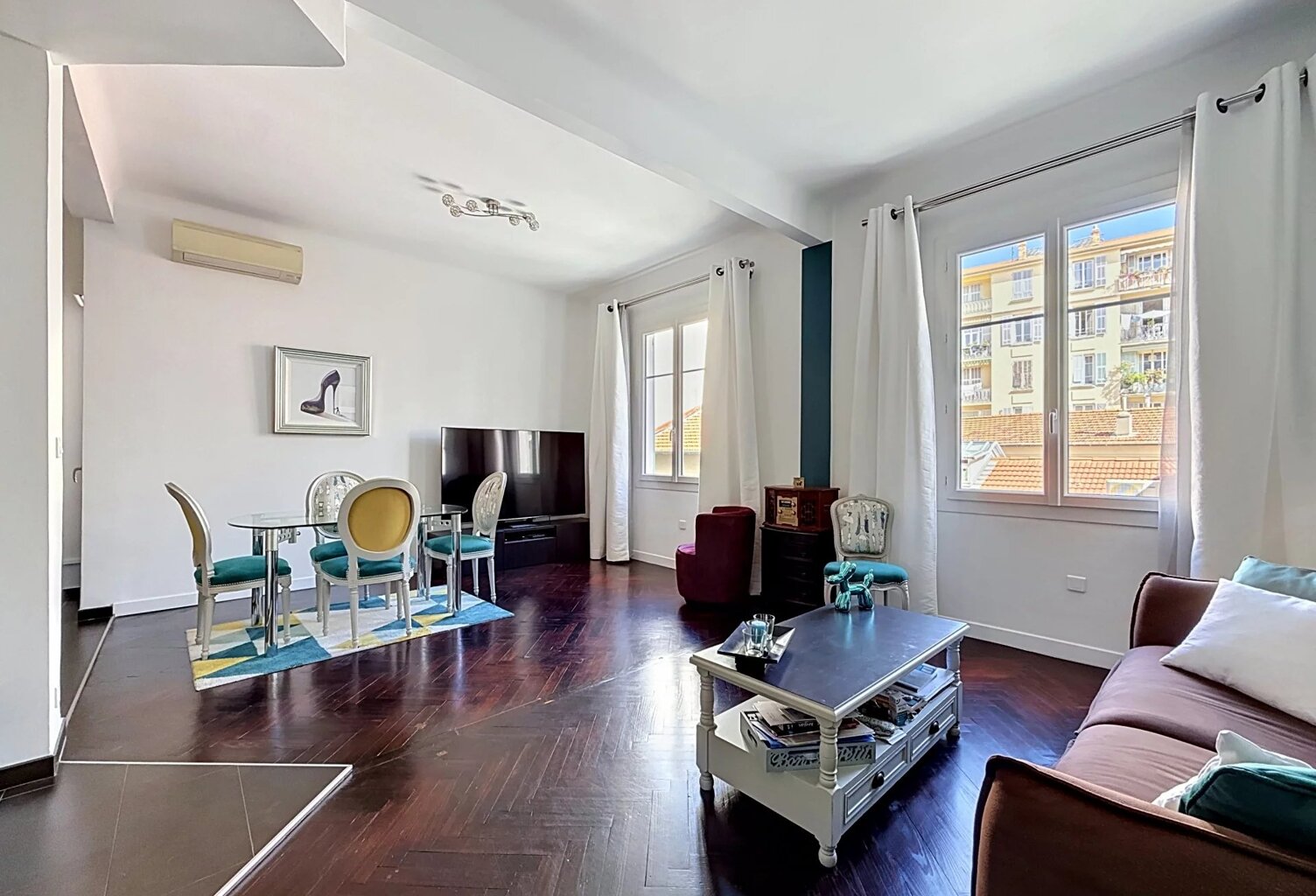 F2 NICE - LIBÉRATION - BALCON - TRAVERSANT — photo 1