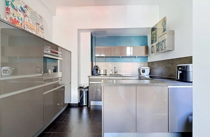 F2 NICE - LIBÉRATION - BALCON - TRAVERSANT — photo 4