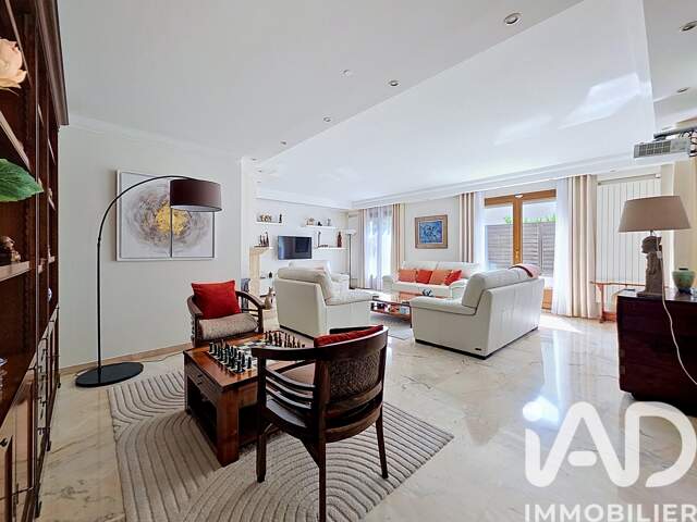 Vente Maison/villa 8 pièces — photo du bien