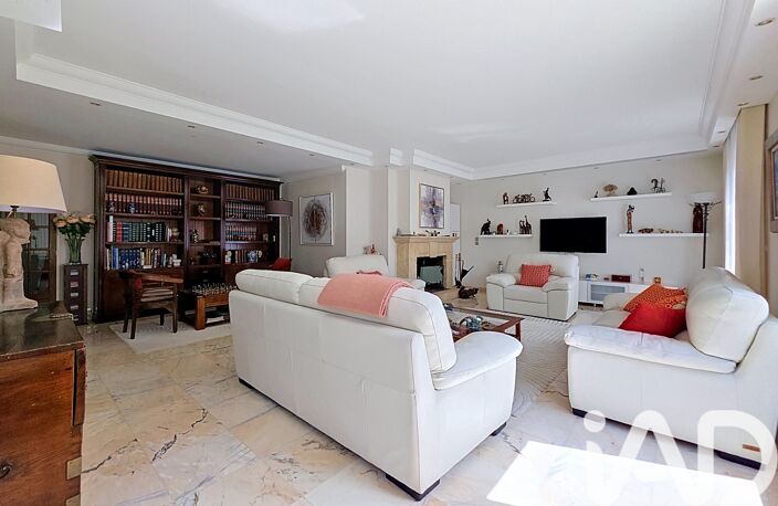 Vente Maison/villa 8 pièces — photo 3