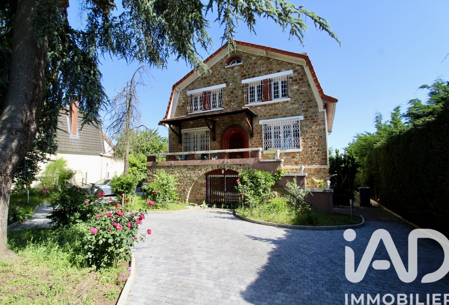 Vente Maison/villa 9 pièces — photo 1