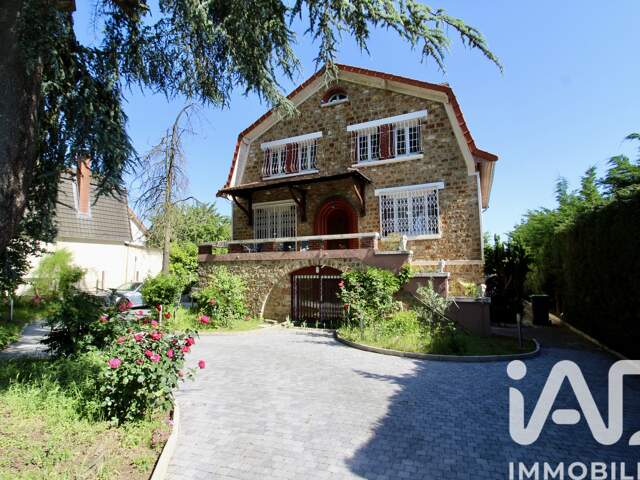 Vente Maison/villa 9 pièces — photo du bien