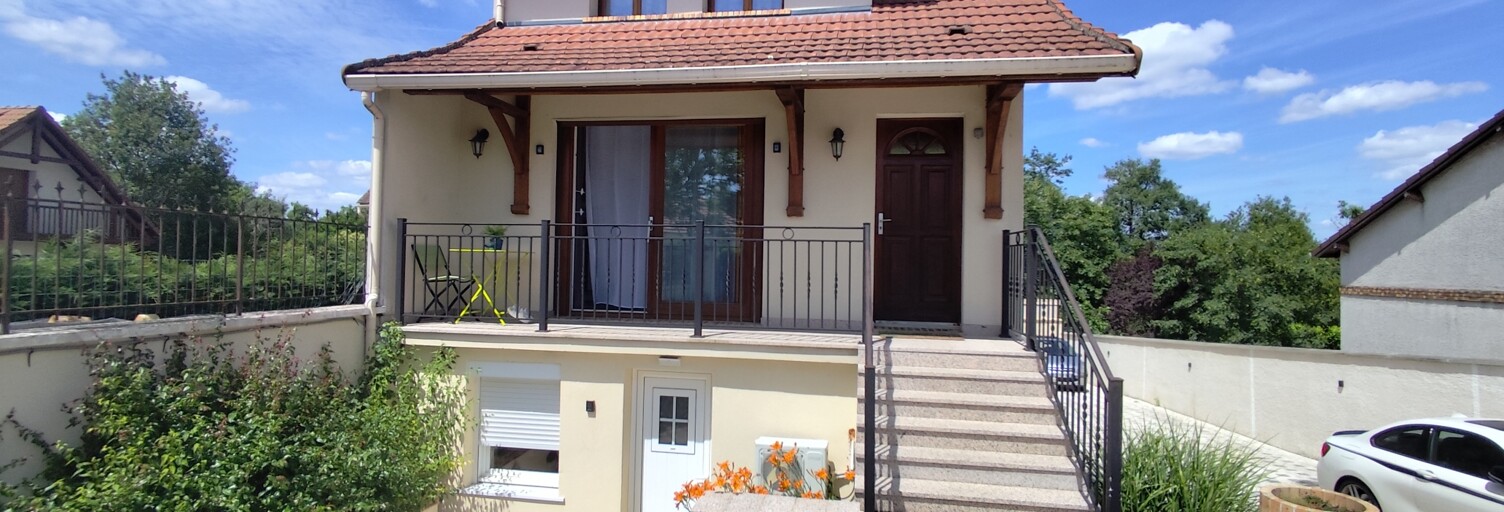 Immeuble  216 m² à vendre à La Ville-du-Bois (91620)