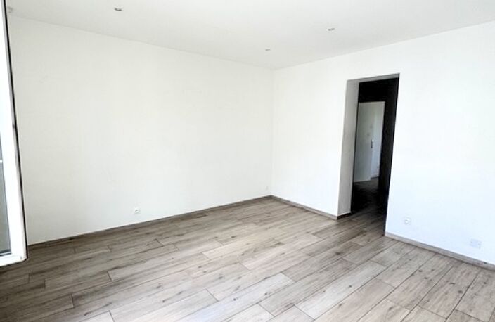 Vente Appartement 2 pièces — photo 2