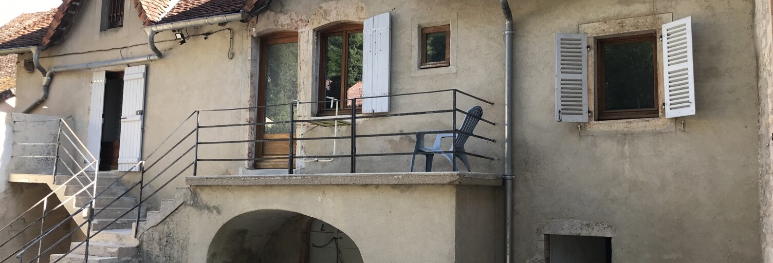 Maison 6 Pièces 120 m² à vendre à Gizia (39190)