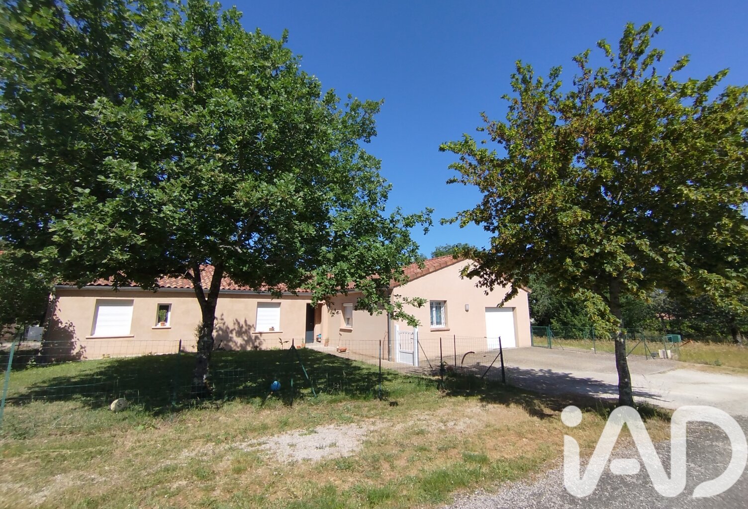Vente Maison/villa 8 pièces — photo 1