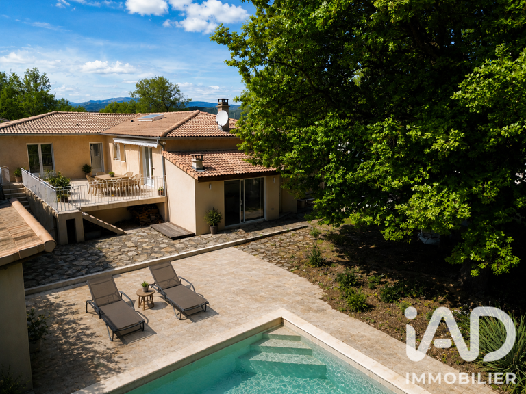 Vente Maison/villa 6 pièces — photo 1